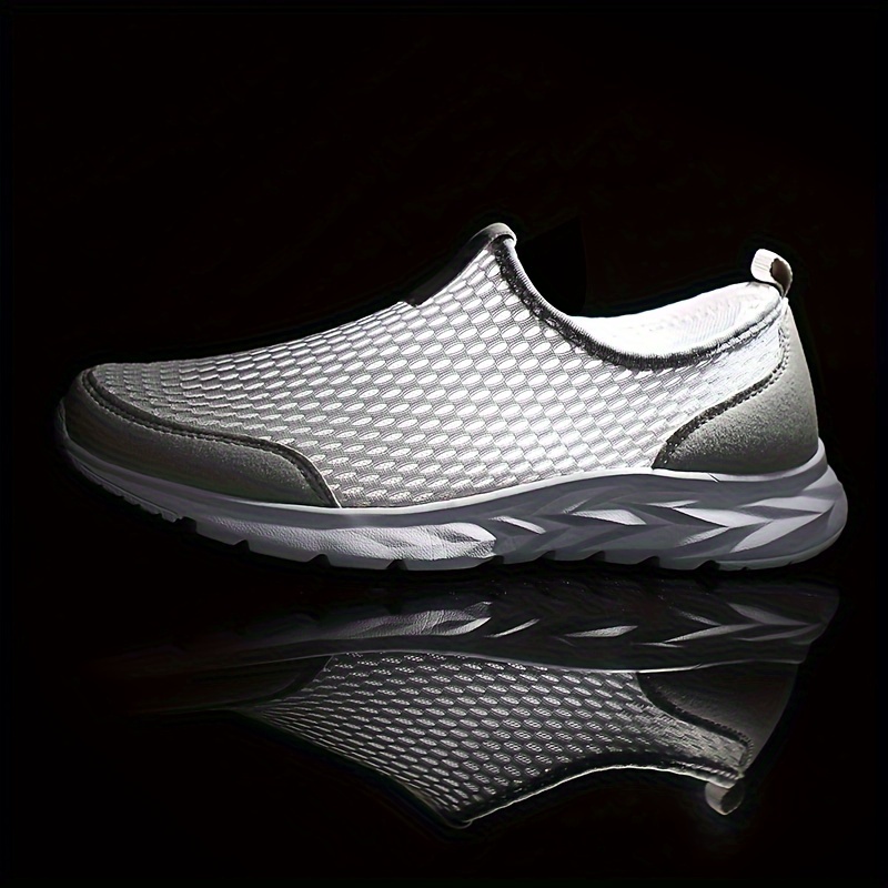 mens casual breathable lightweight mesh slip on walking shoes casual outdoor anti skid sneakers driving shoes details 26