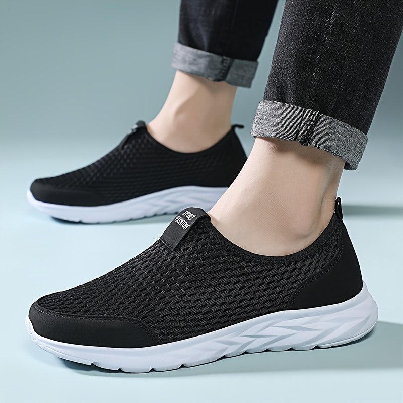 mens casual breathable lightweight mesh slip on walking shoes casual outdoor anti skid sneakers driving shoes details 28