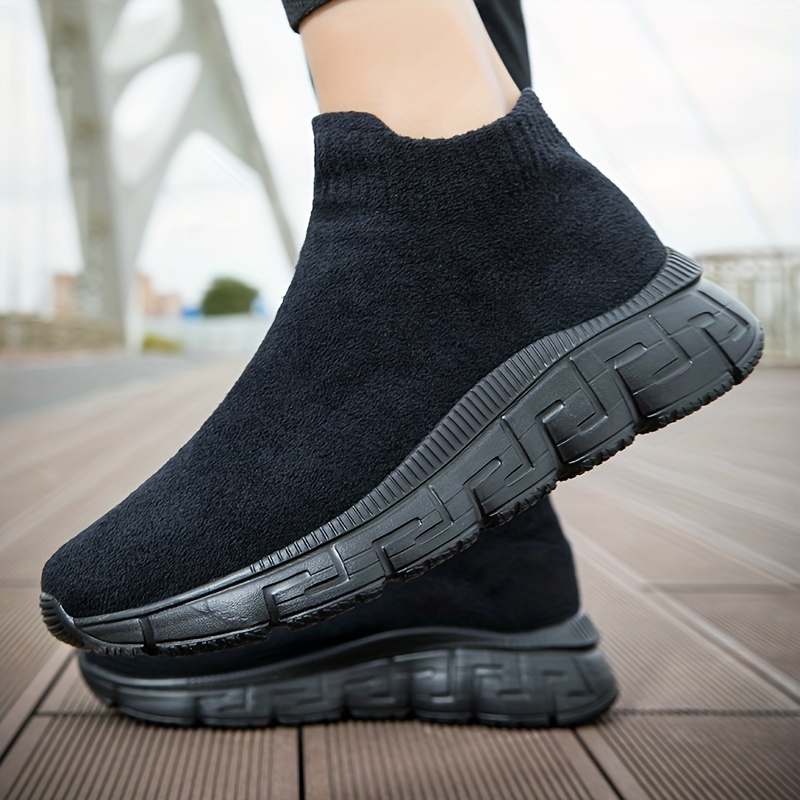 mens sock shoes slip on sneakers athletic shoes lightweight and breathable walking shoes details 3